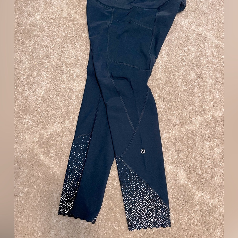 lululemon Tight Stuff Scallop Hem Legging - in Navy Blue